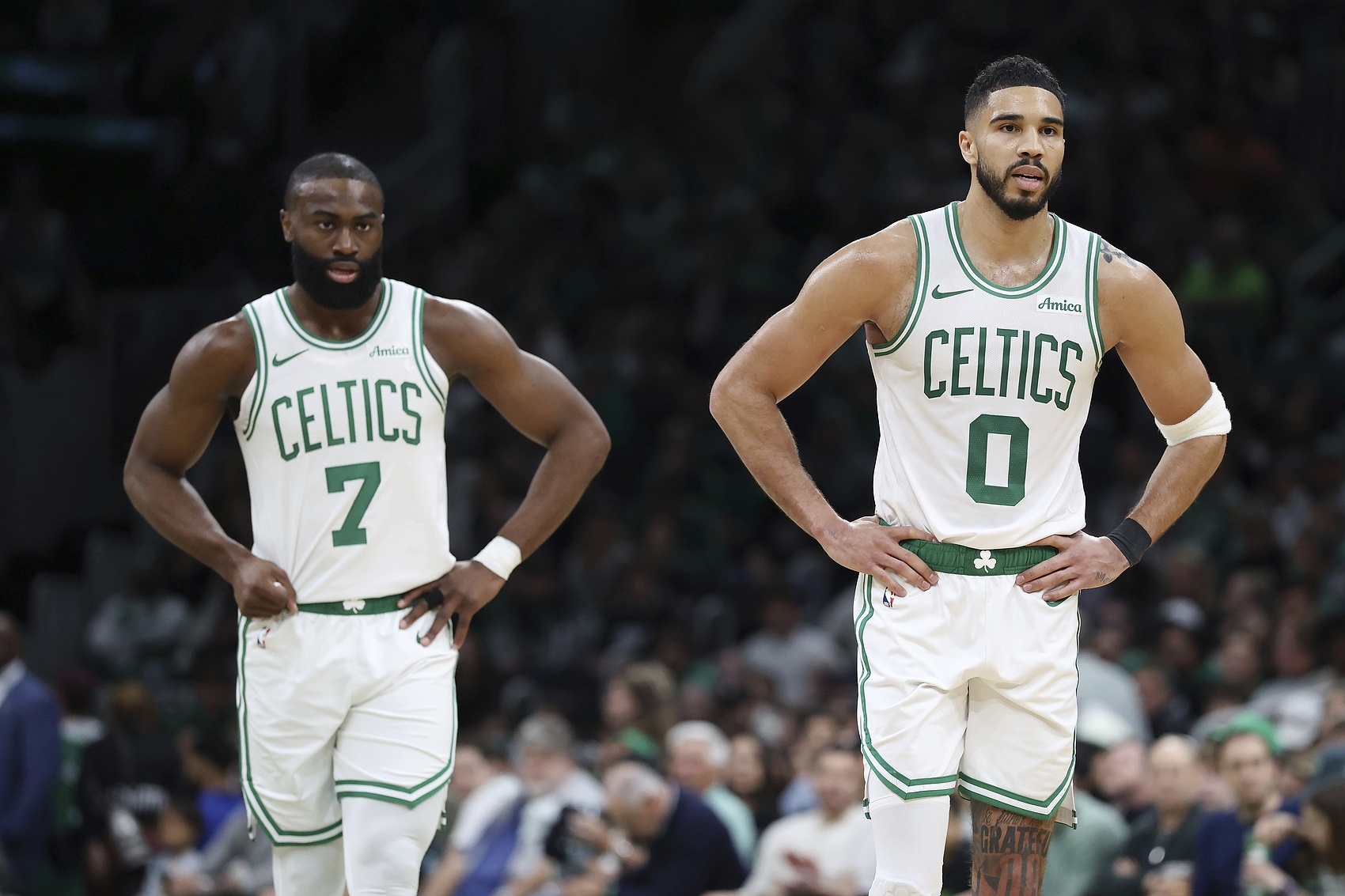 英雄联盟下注-海沃德：塔图姆&amp;布朗是联盟中最好的两名侧翼之一 绿军球迷真有福